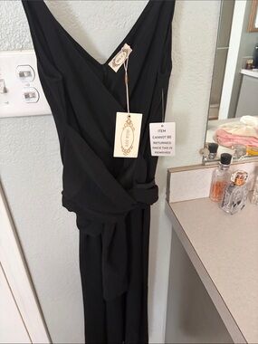Joyfolie Black Sleeveless Wrap Midi Dress